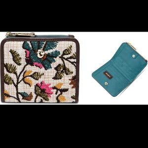 Spartina 449 Teal Floral Embroidered Compact Wallet
